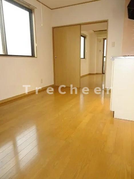 COURT MIYAWAKI(コートミヤワキ)の居間・リビング