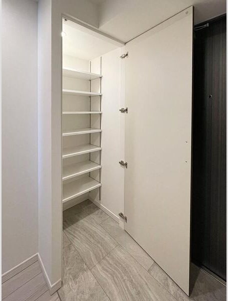 S-RESIDENCE東三国amanteの収納