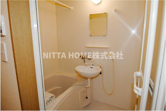 ヴィアーレKITAの浴室|独立したお風呂です(^^♪