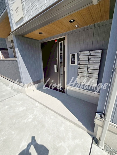 D’s Bless横須賀Ⅰのエントランス|オートロック付きエントランス