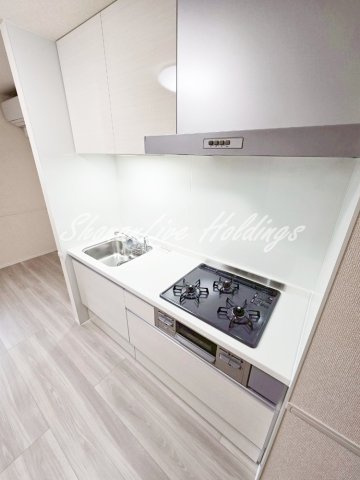 D’s Bless横須賀Ⅰのキッチン|調理スペースも広々♪3口ガスコンロキッチン