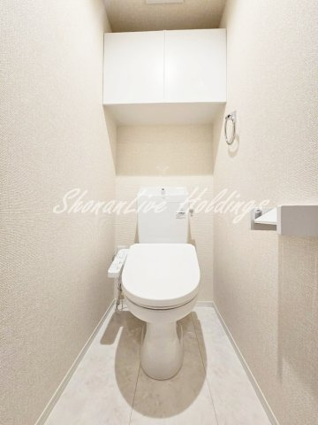 D’s Bless横須賀Ⅰのトイレ|収納あり♪温水洗浄便座付き