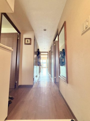 マークスタウン・グランフィーネ川西のその他|廊下