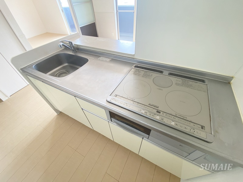 ラウレアのキッチン|ＩＨコンロ設置☆