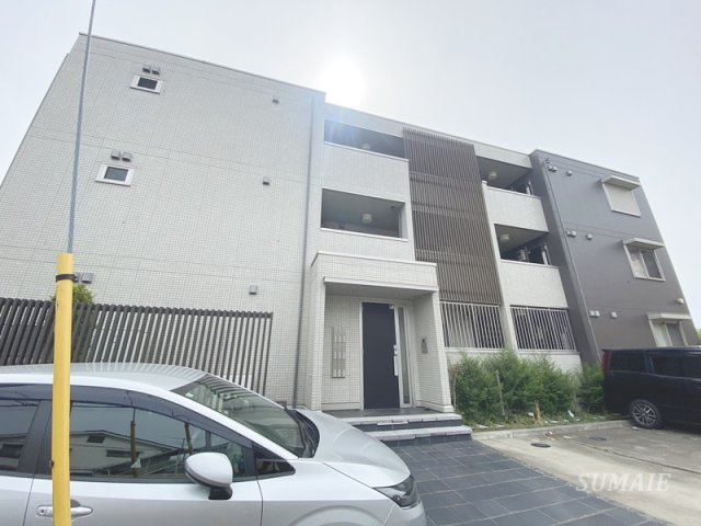 ラウレアの外観|綺麗な外観です。