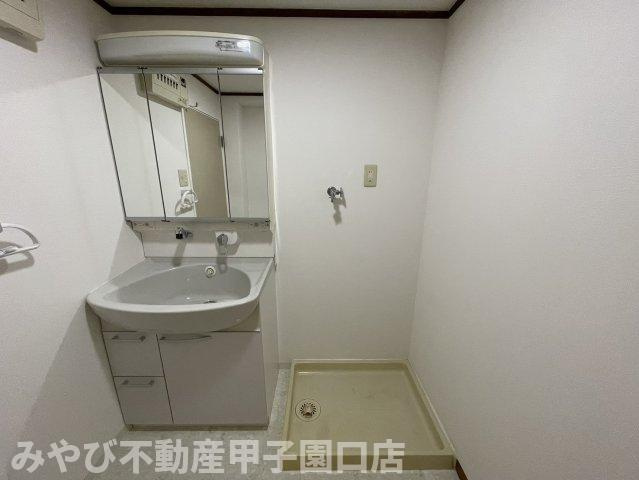 モナーク甲子園の洗面所