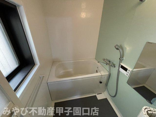 モナーク甲子園の浴室