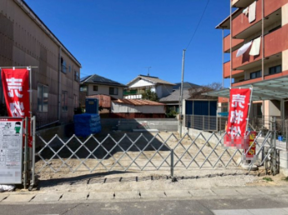 丸亀市　中府町①　太陽光つきオール電化住宅の外観|建築中の現地写真【2026.2.17】