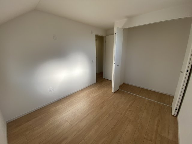 所沢市上安松9期の洋室