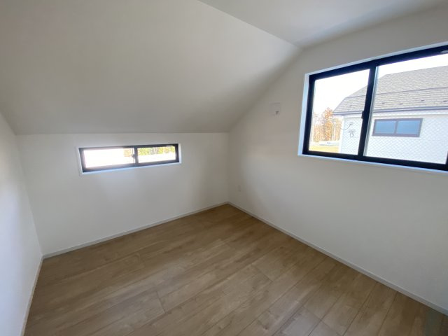 所沢市上安松9期の洋室