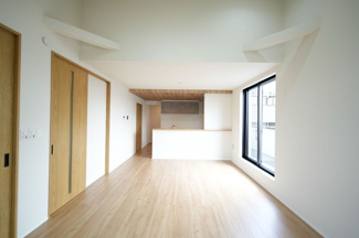 【居間・リビング】 | 福生市武蔵野台二丁目新築戸建