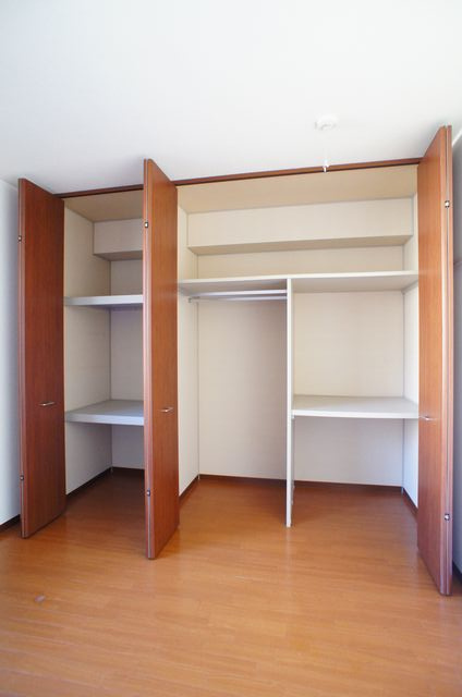 メープルヒルズAの収納|※写真は別部屋です。