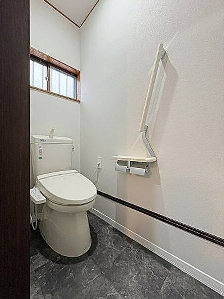 はなの芽貸家のトイレ