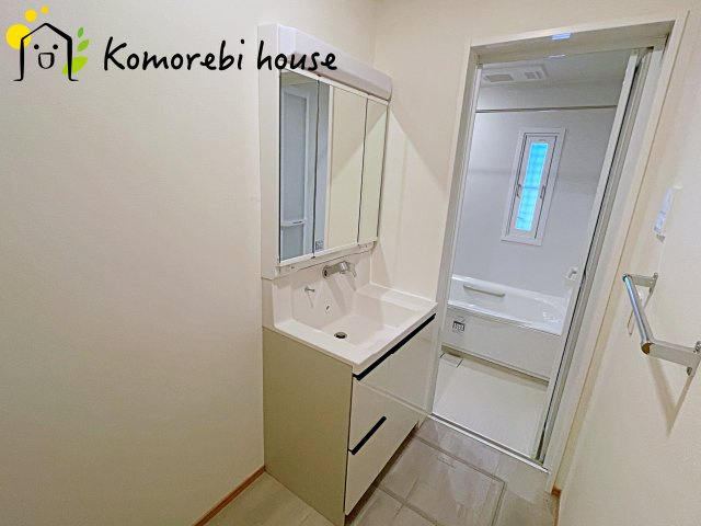 さいたま市北区宮原町　中古戸建の独立洗面台|独立洗面台で身支度をすべて済ませてしまいましょう