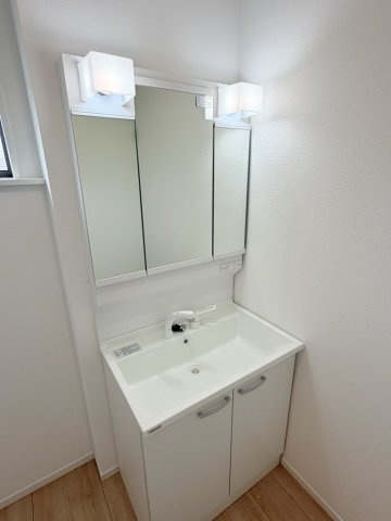 波田第8の独立洗面台