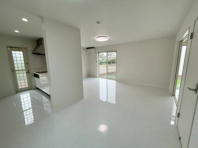 【居間・リビング】 | 太田市下浜田町中古戸建