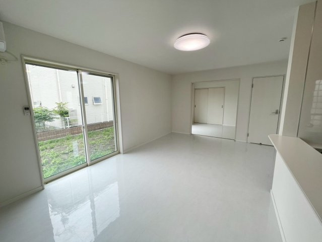 【居間・リビング】 | 太田市下浜田町中古戸建