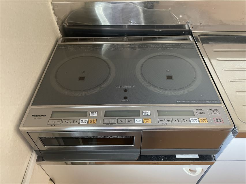 椿山貸家のキッチン|キッチンでお料理をお楽しみください