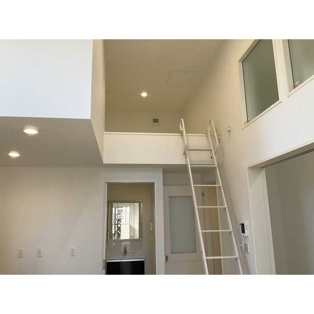 Lys blancの居間・リビング|おしゃれな居間です