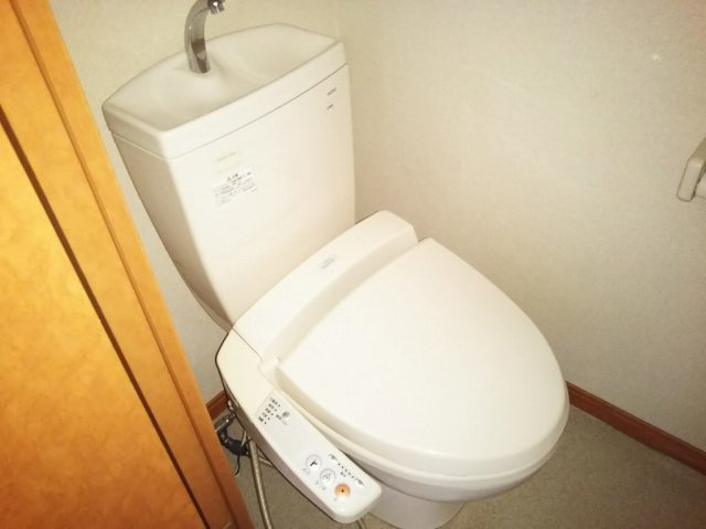 レオパレスヨコタのトイレ|画像6