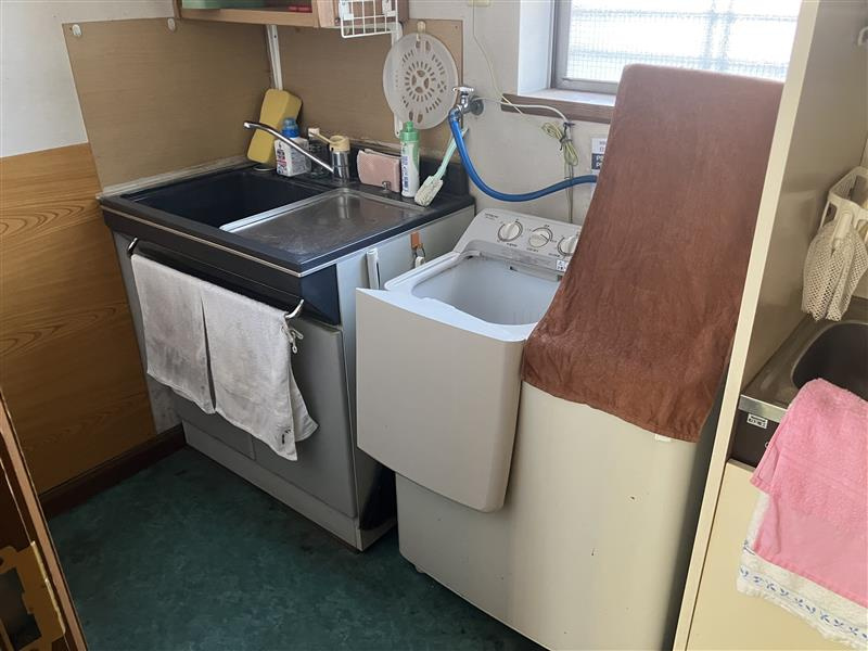 平塚市根坂間の店舗事務所のその他共用部分