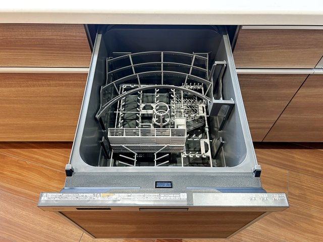 宮田町1丁目の設備|【食器洗い乾燥機】忙しい毎日をサポートする食器洗い乾燥機付き。家事の負担を減らし、家族と過ごす時間をもっと大切にできます。