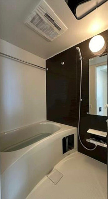 【浴室】 | ZOOM方南町 | 追い焚き機能、浴室乾燥機付きバス。