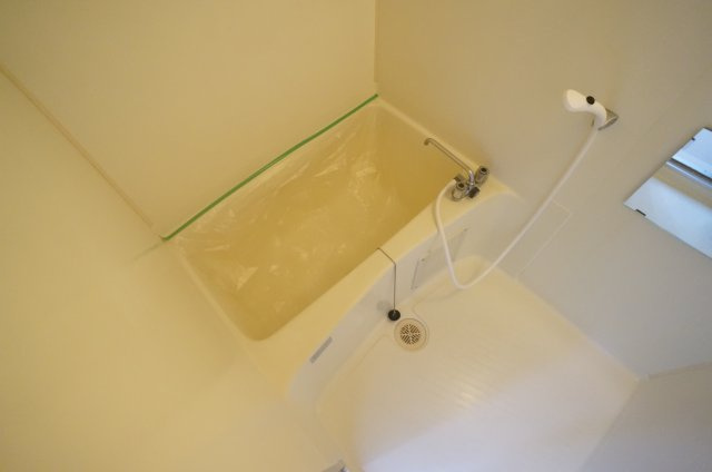 エルディムコスモⅠの浴室|参考、同建物・同間取りの号室