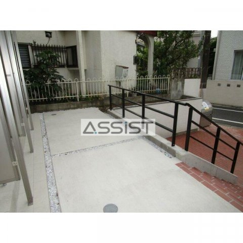 ステージクォリアップ経堂のエントランス