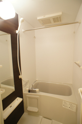 リブリ・サンマリー蕨の浴室|ゆったり過ごせるお風呂です