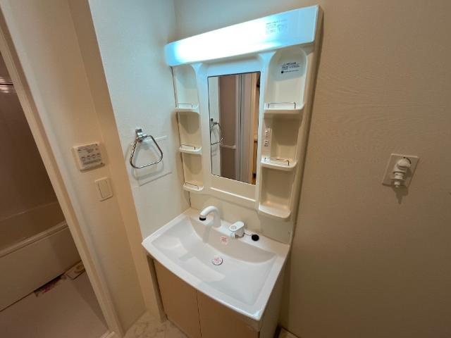 ゴールドクレストの洗面所|洗髪洗面化粧台（イメージ）