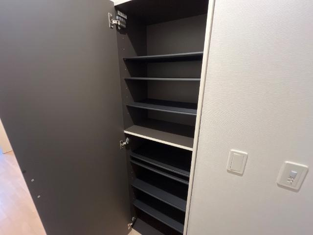 ゴールドクレストの収納|下駄箱（イメージ）