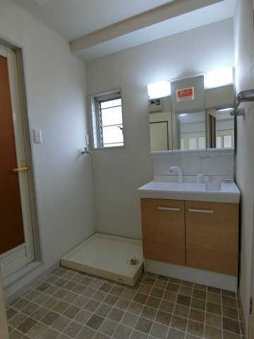 グランド吹上の洗面所|※別の部屋の参考写真（内装色が異なる場合があります。）