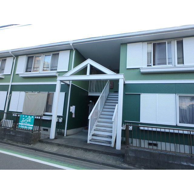 ハイツ green woodのエントランス|落ち着いたエントランスです