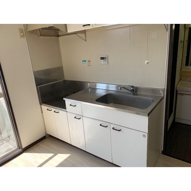 ハイツ green woodのキッチン|コンパクトなキッチンで掃除もラクラク