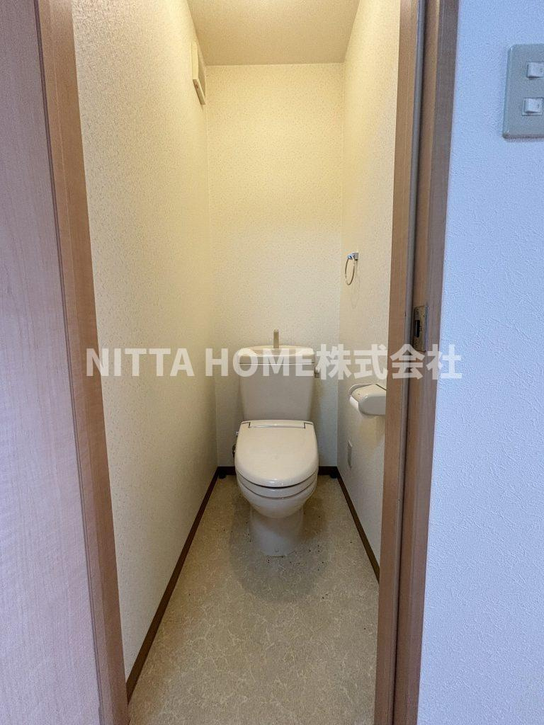 舞鶴市字公文名のアパートのトイレ|暖房便座付きのトイレになります◎