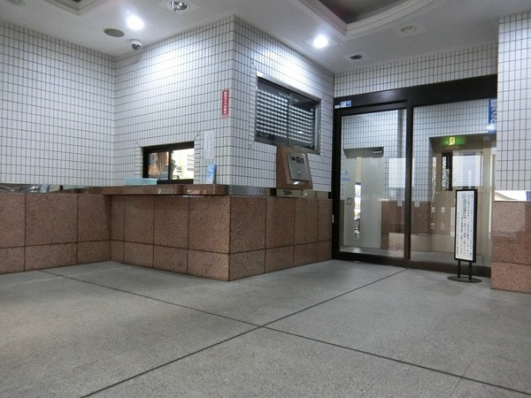 ライオンズマンション西川口第壱壱のエントランス|ゆとりのあるエントランスです