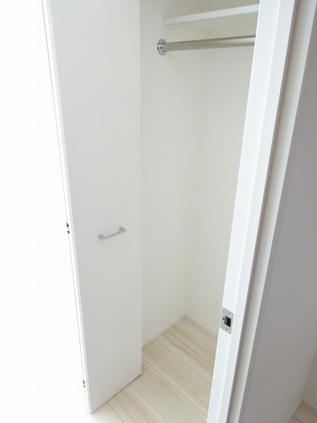 ザ・レジデンス・オブ・トーキョーＳＲ２０の収納|便利な収納スペースです