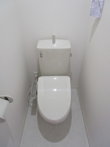 アンクレットのトイレ|落ち着いた色調のトイレです