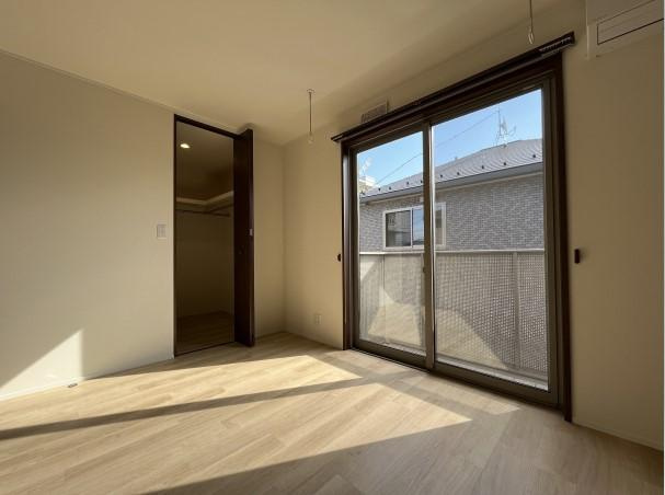 ライジングスクエア