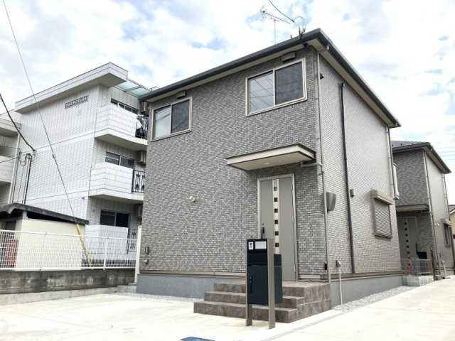 ライジングスクエアの外観|C棟