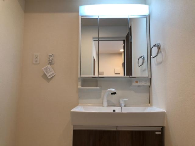 フレグランスリアンの洗面所|洗髪洗面化粧台