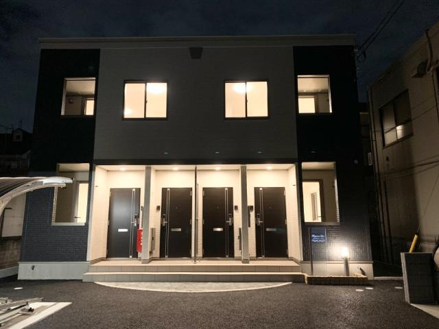 フレグランスリアンの外観|外観写真（夜）