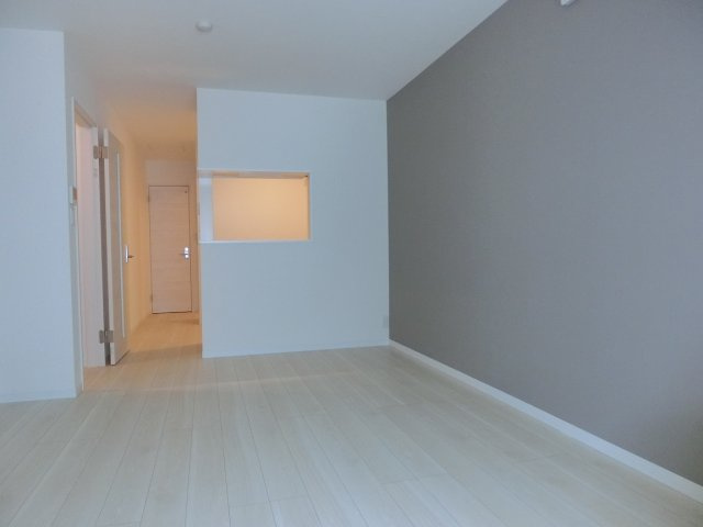 ＬＡＶＩＮＧ　ＣＯＵＲＴ 戸田の居間・リビング|ゆったり過ごせるリビングです