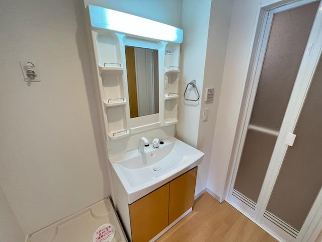 エスポワールせんげん台の洗面所|洗髪洗面化粧台