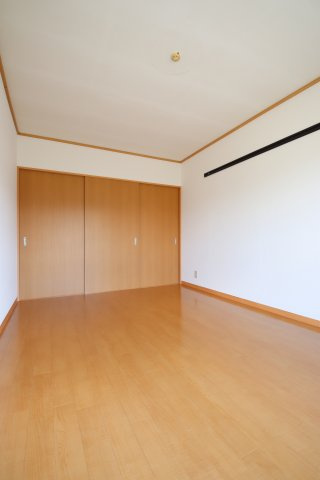 【洋室】 | Comfort恵