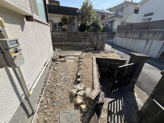 【庭】 | 北葛城郡王寺町畠田5丁目