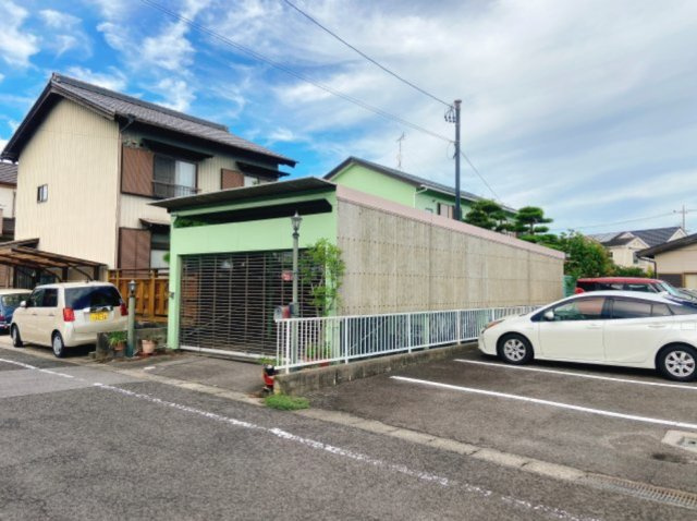 半田市長根町１丁目　中古戸建
