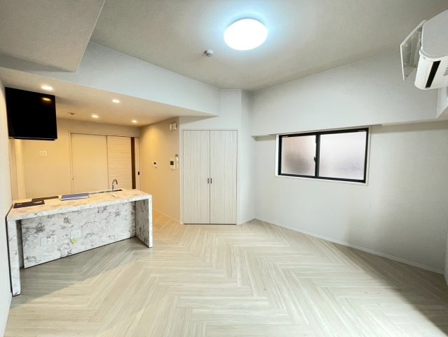 PHOENIX Clove Tomoiの居間・リビング