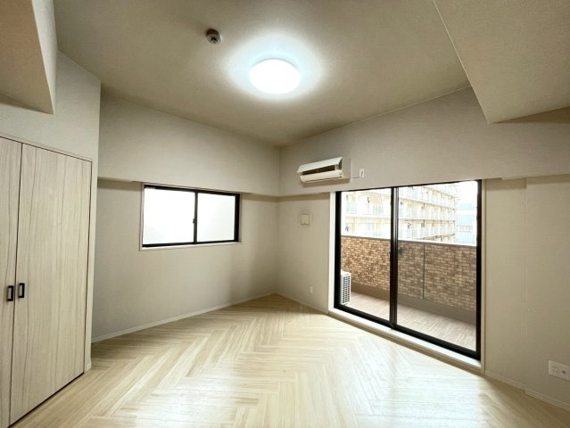 PHOENIX Clove Tomoiの居間・リビング